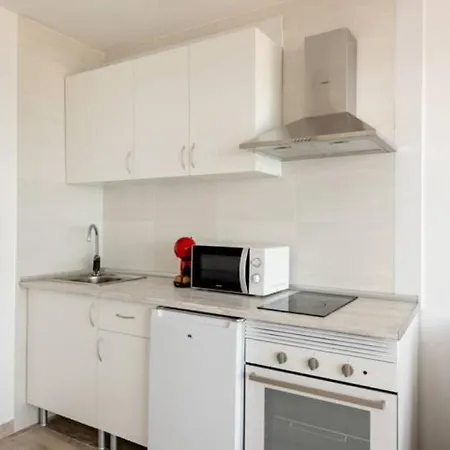 Blue Sky Apartment *